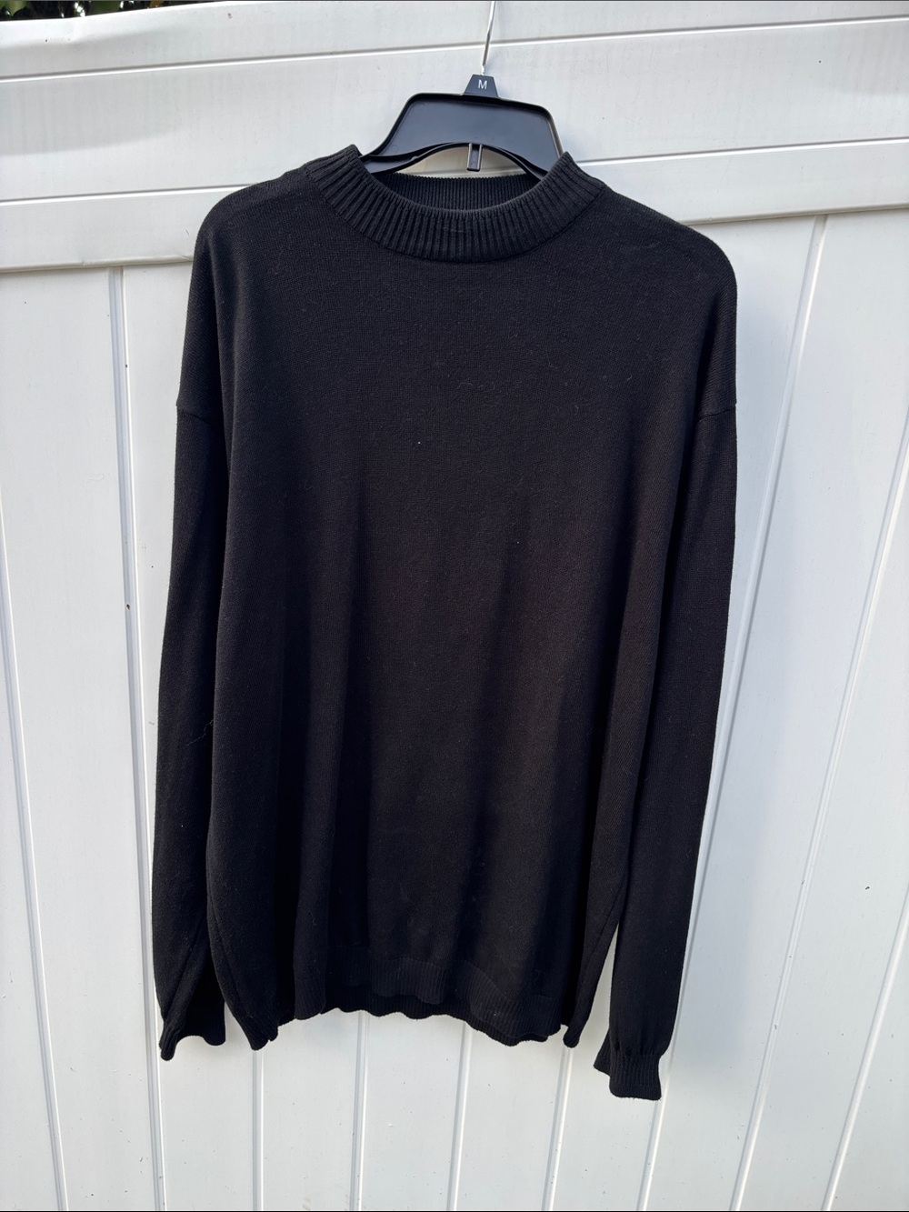 Vintage LaVane Men's Black Crewneck Sweater - Minimalist Everyday Knit